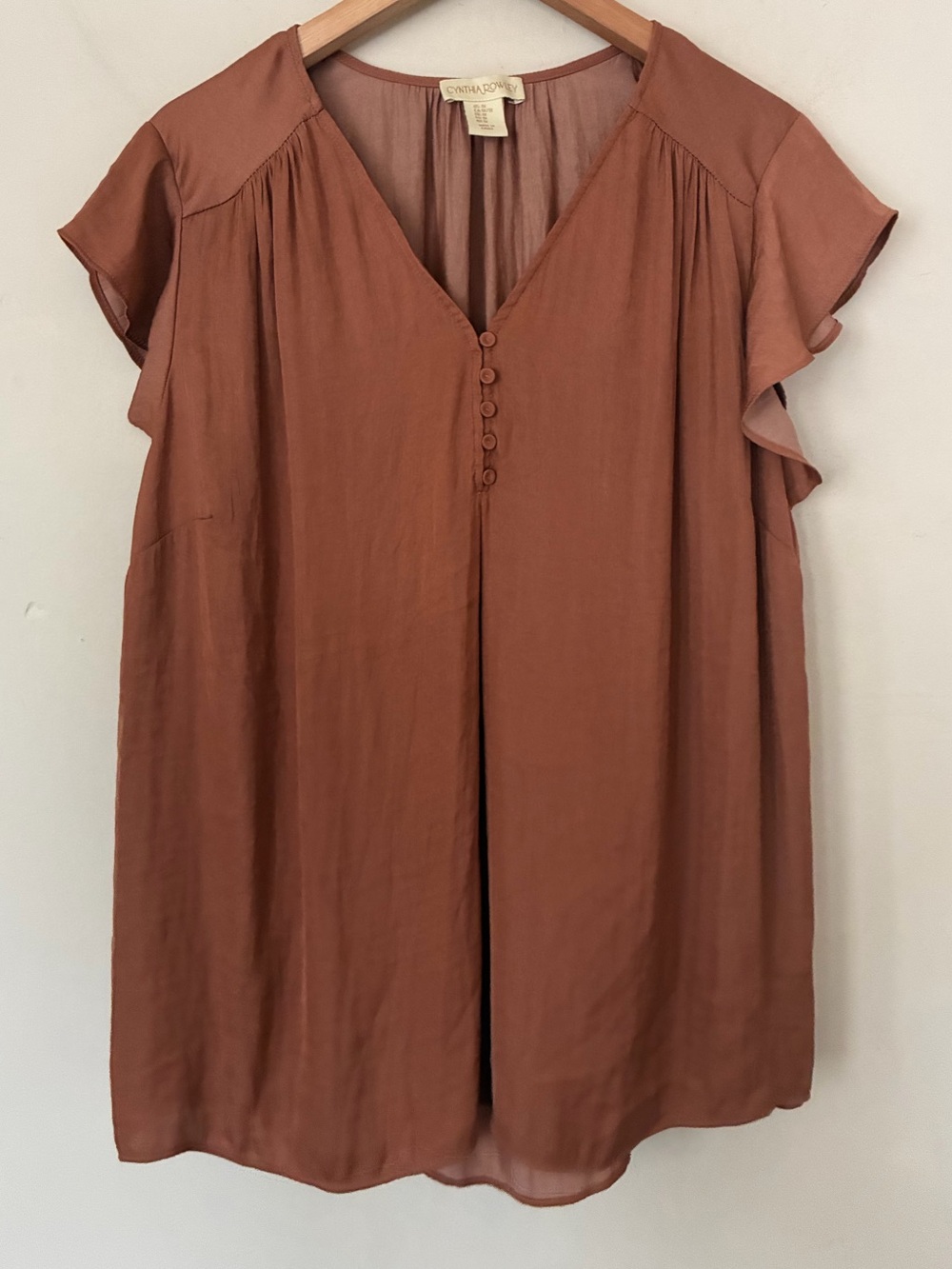 Cynthia Rowley Women 1X Rust Terracotta Flutter Sleeve V-Neck Pleated Blouse Top